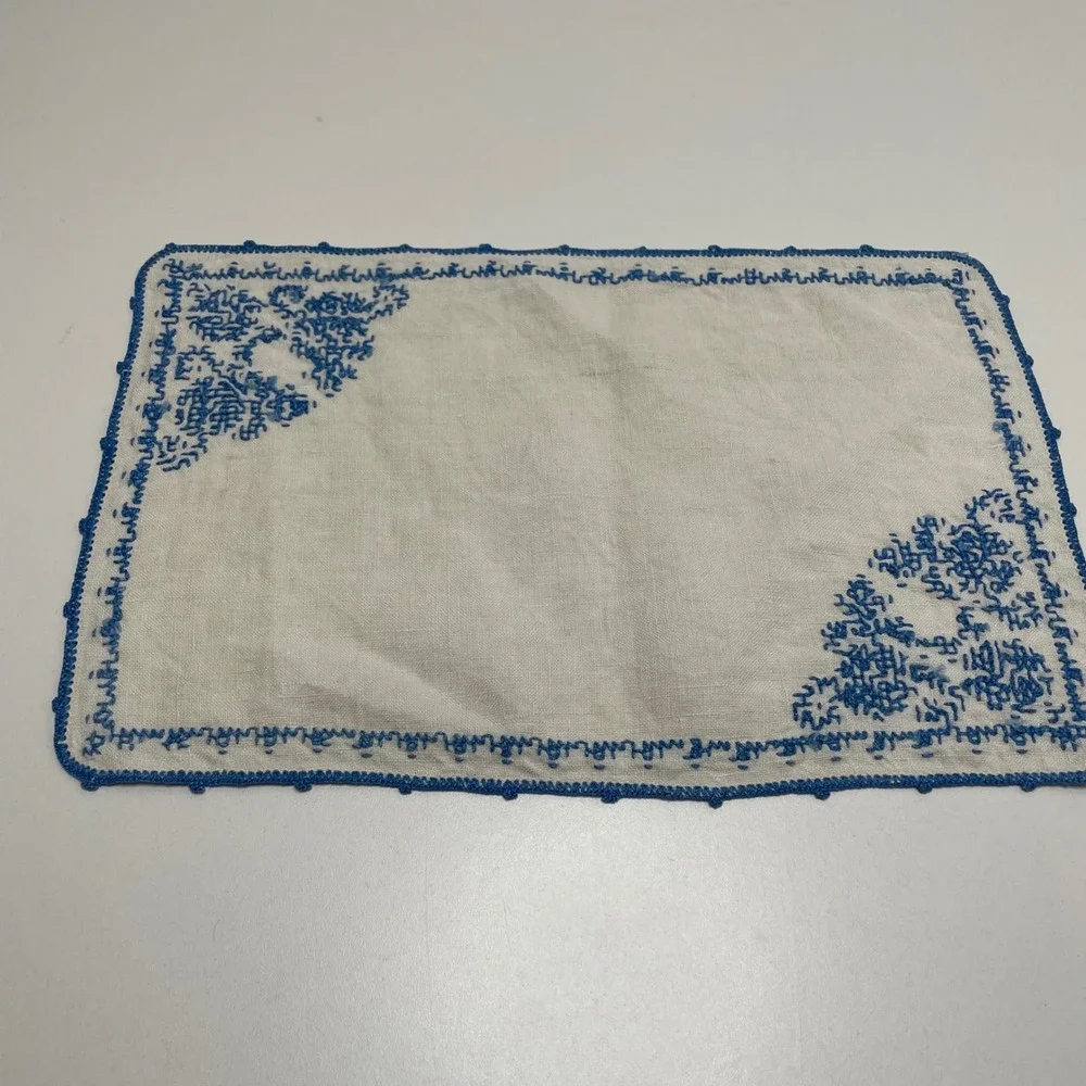 Vintage Handmade Blue Cross Stitch Linen Placemats Set 6 Floral Crocheted Edge